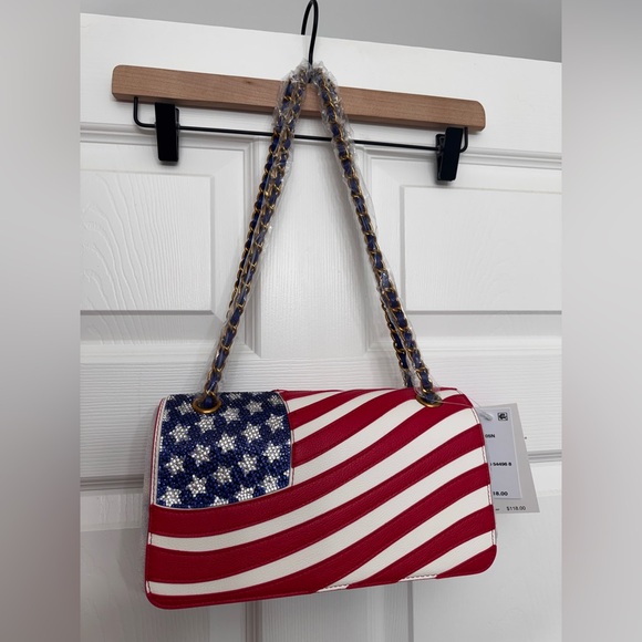 NWT🇺🇸Betsey Johnson American Flag Faux Leather Convertible Shoulder/Crossbody - Picture 8 of 12